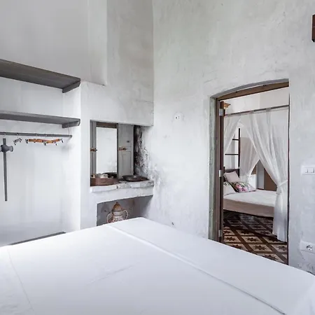 Corte 14.15 - With Terrace And Pool Daire Matino