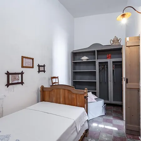 Guesthost - Corte 14 15 - With Terrace And Pool *